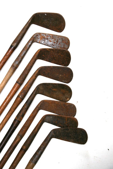 A quantity of hickory shafted golf clubs in a canvas bag (10). - Image 5 of 7
