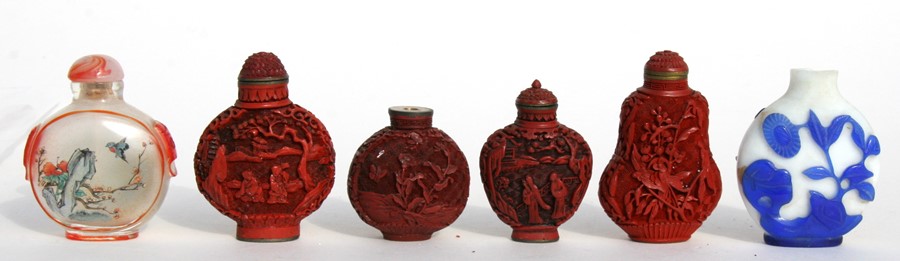 A group of six Chinese snuff bottles, to include two Peking glass snuff bottles and four cinnabar - Image 3 of 5