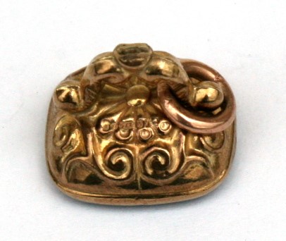 A 9ct gold Victorian style fob seal - Image 2 of 2