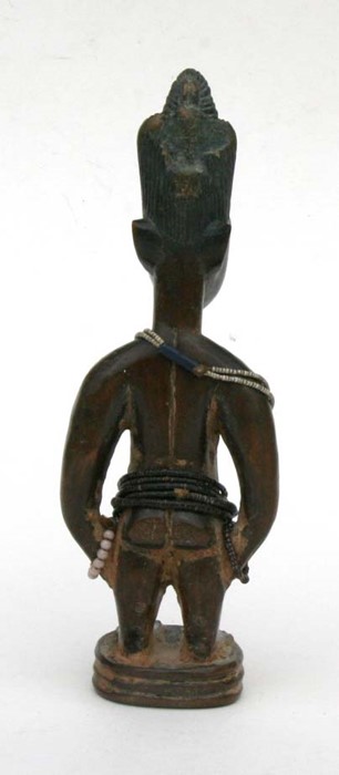 African/tribal art. A Nigerian Yoruba male Ibeji twin figure with glass and coconut shell beads. . - Image 4 of 7