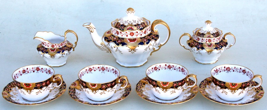 A Copeland Spode part tea service, pattern no. 9211, decorated in the Imari palate.Condition