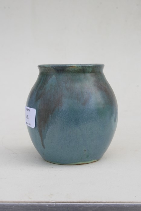 An Upchurch Studio Pottery vase, 11cms (4.25ins) high.Condition Report Very good condition. - Image 6 of 6