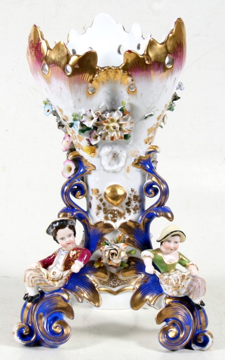 A Jacob Petit continental porcelain centrepiece, with applied floral decoration and figures to the - Image 2 of 9