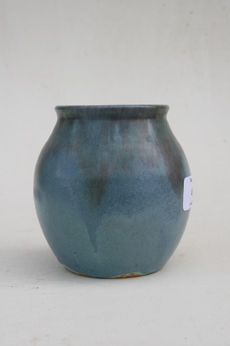 An Upchurch Studio Pottery vase, 11cms (4.25ins) high.Condition Report Very good condition. - Image 5 of 6