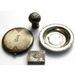 A silver snuff box; together with a silver compact and other items.