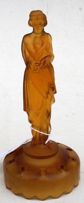 An Art Deco frosted glass centrepiece with central classical female figure on a pierced circular - Image 6 of 9
