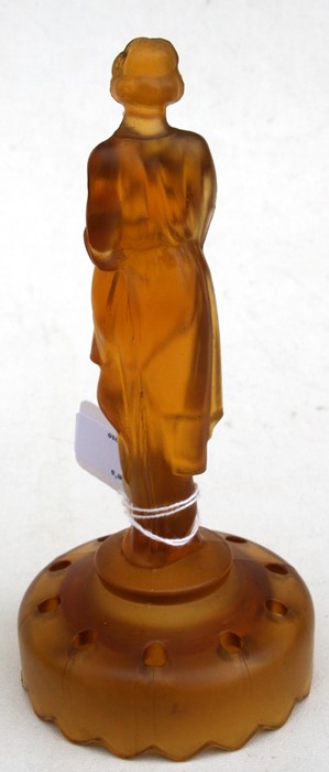 An Art Deco frosted glass centrepiece with central classical female figure on a pierced circular - Image 8 of 9