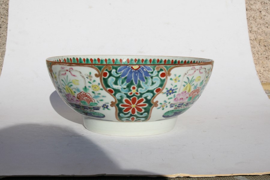 A 19th century Chinese famille rose bowl on a hardwood stand, 25cms (9.75ins) diameter. - Image 6 of 10