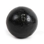 An 18th/19th century cast iron 6lb round shot cannon ball. Approximate diameter 9cms (3.5ins)