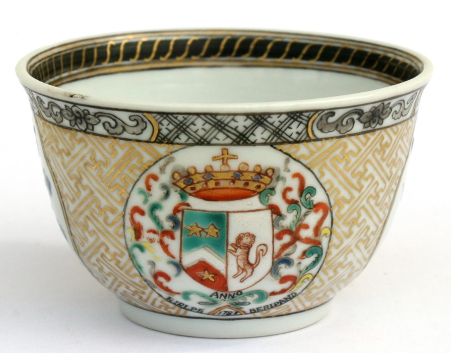 An 18th century Chinese Export tea bowl and saucer decorated with an Armorial crest dated 1783, 4. - Image 8 of 10