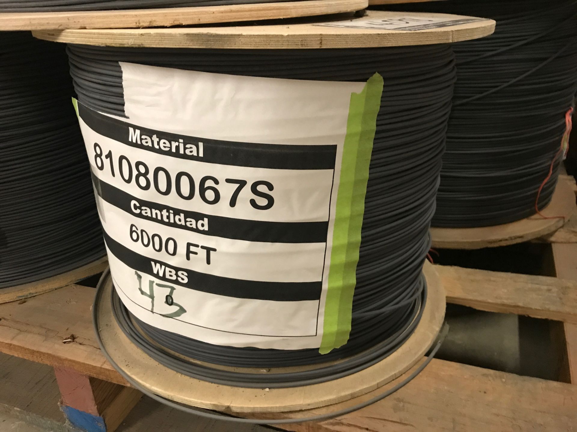 WIRE XLPO 14AWG 19X27 600V 110-125DEG C, 6000 FT, TOTAL WEIGHT 43KG (81080067S)