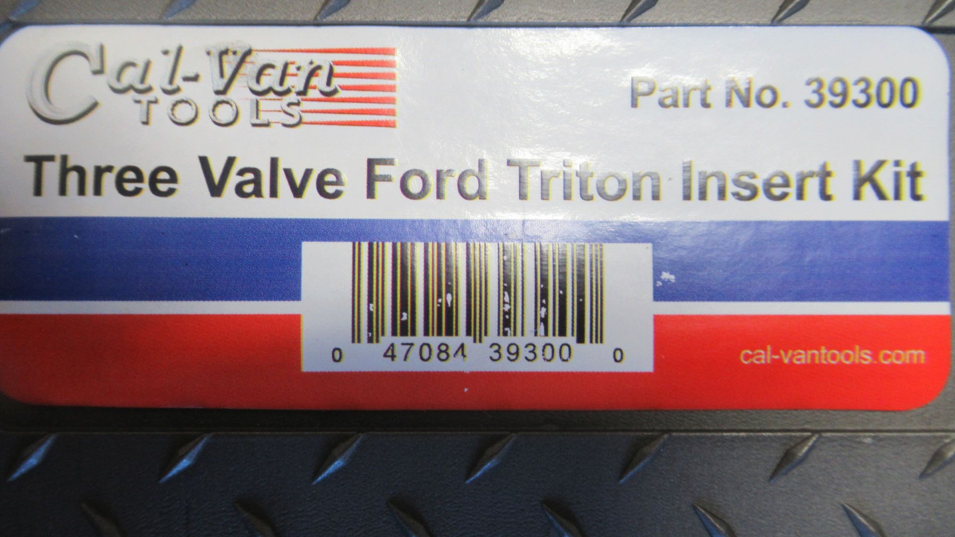 THREE VALVE FORD TRITON INSET KITR CAL-VAN TOOLS #39300 - Image 2 of 2