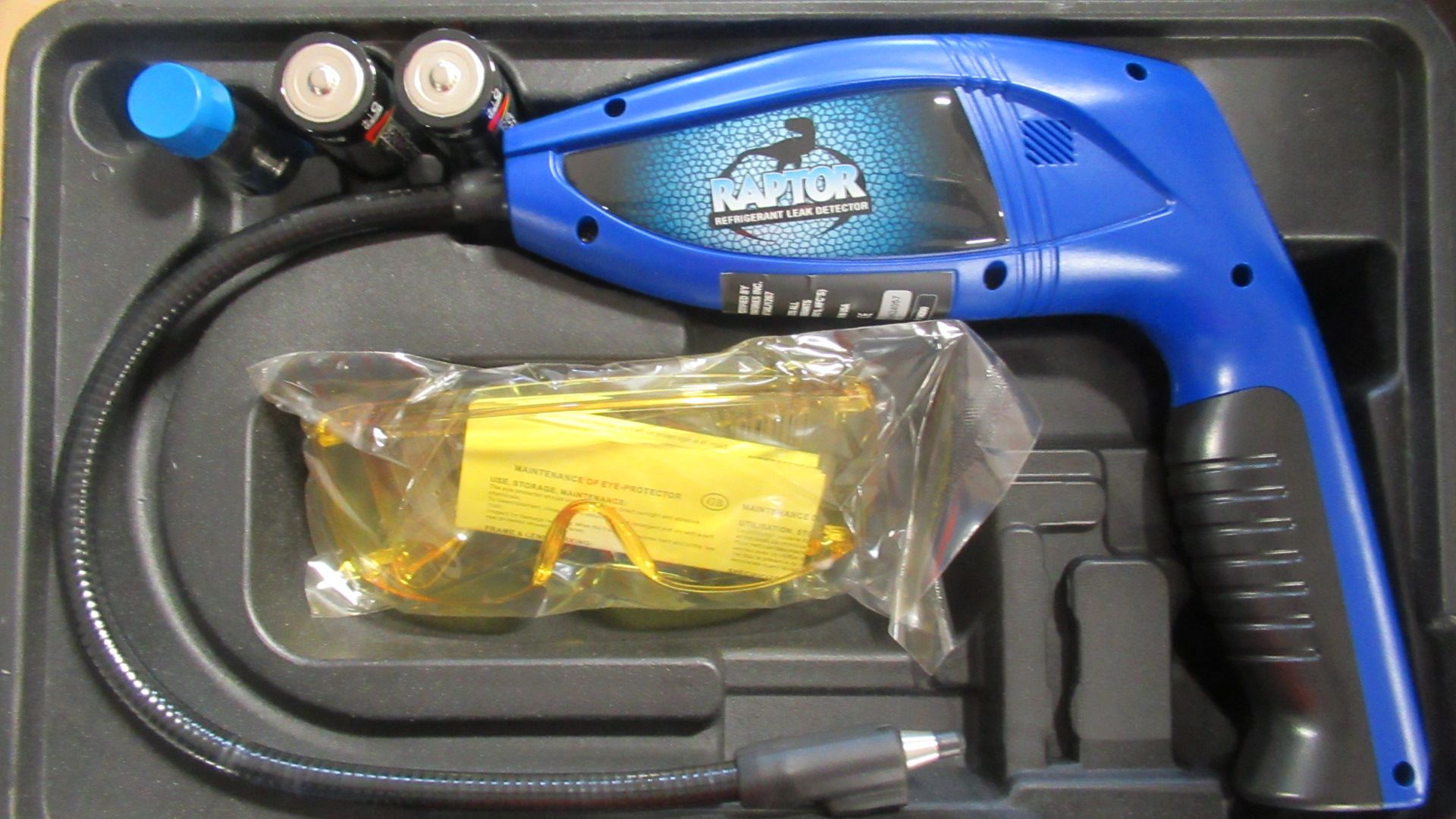 ELECTRONIQUE LEAK DETECTOR W/UV BLUE LIGHT MASTERCOOL 56200