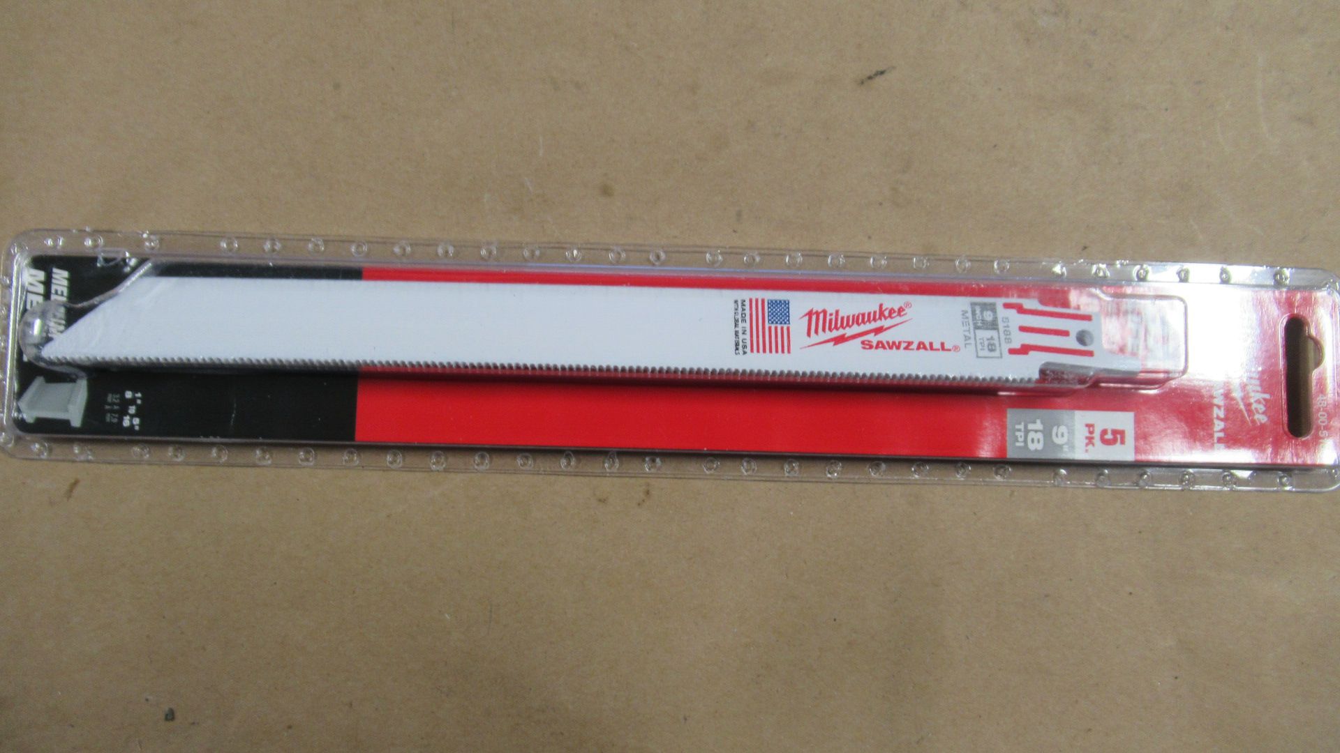 PKG DE 5 LAMES 9" 18TPI METAL MILWAUKEE 48-00-5188