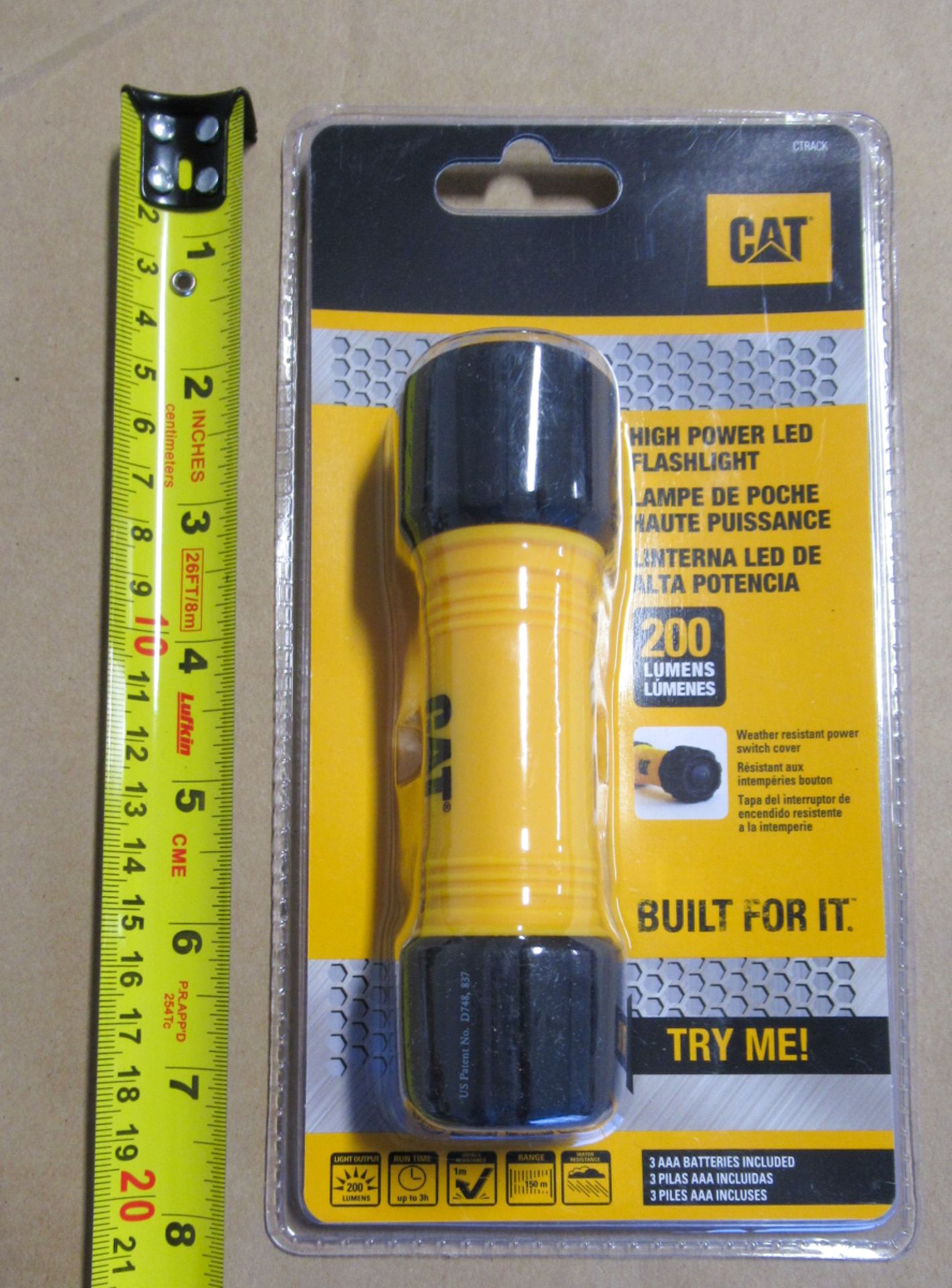 LAMPE DE POCHE/ FLASHLIGHT 200 LUMENS CAT CTRACK