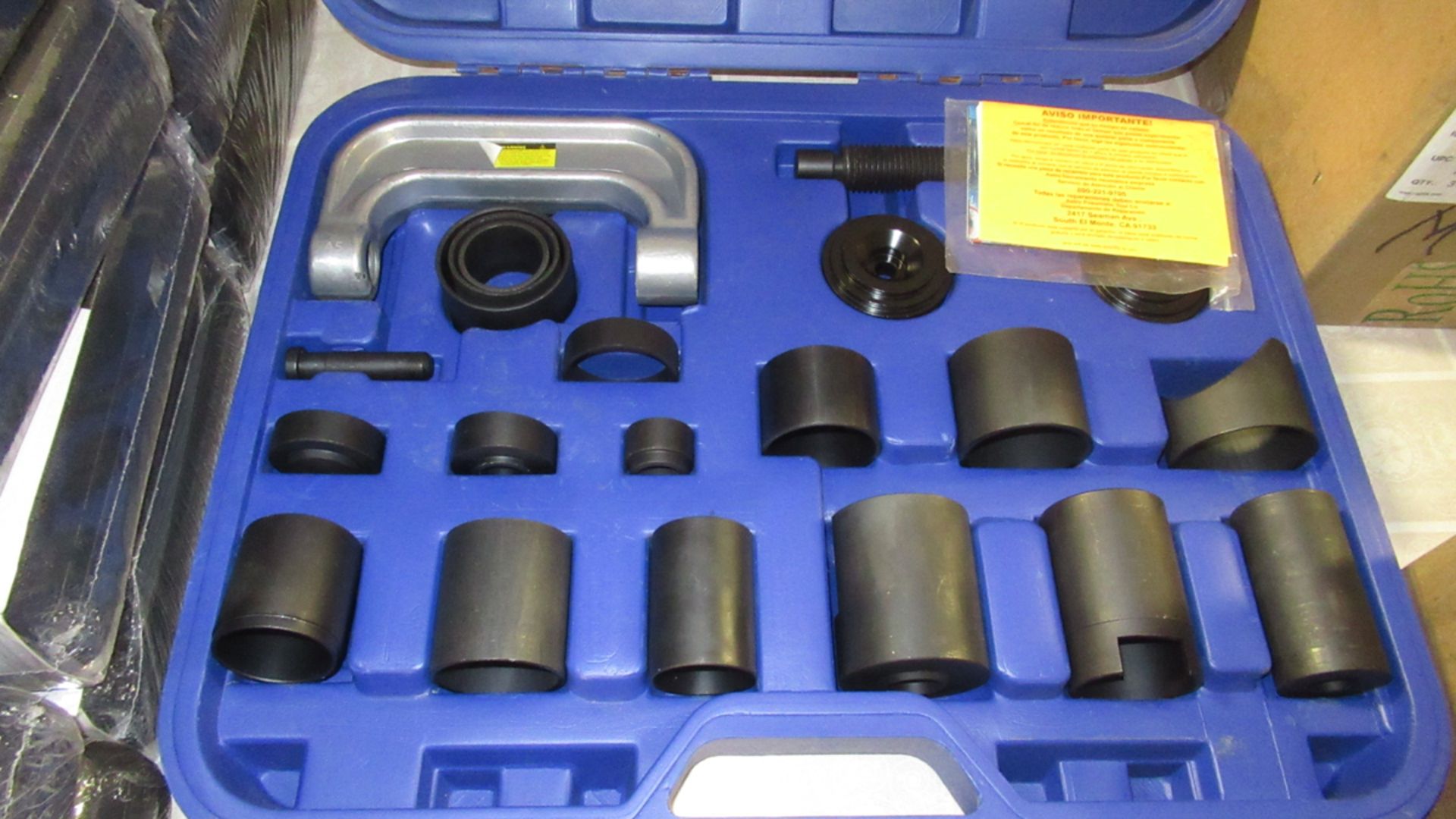 BALL JOINT SERVICE TOOL MASTER ADAPTER SET ASTRO PNEUMATIC 7897