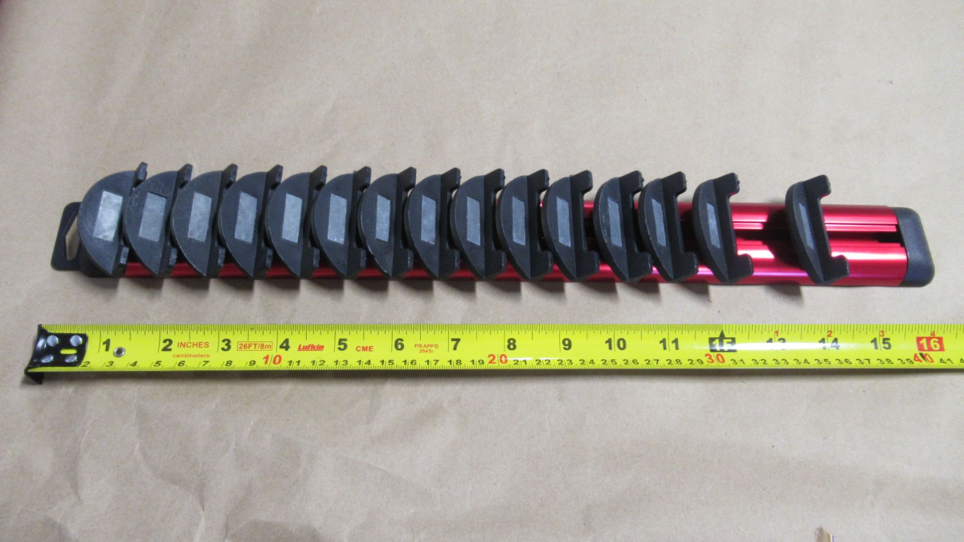 15 PC MAGENETIC WRENCH HOLDER RED EZ RED WR1500