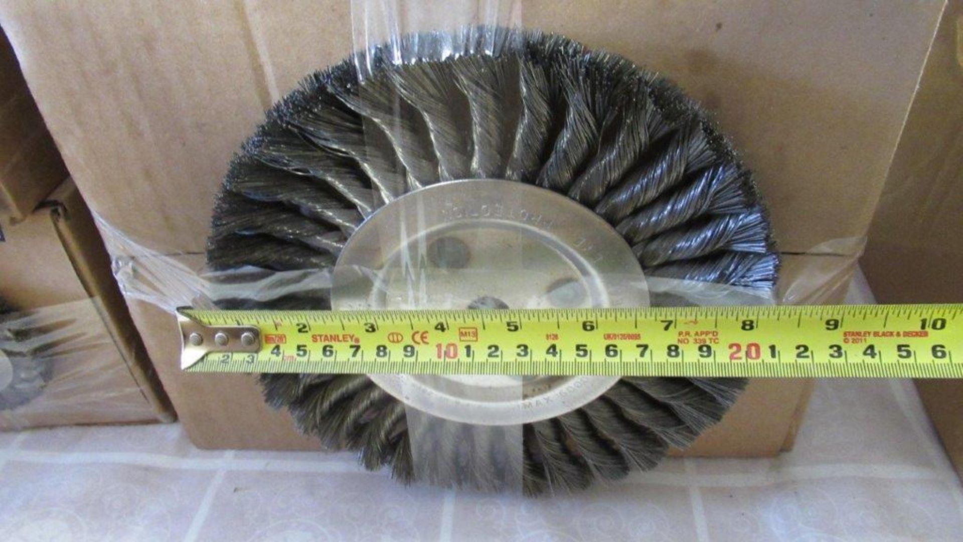 STANDARD TWIST KNOT WIRE WHEEL, 8'', AND 13884
