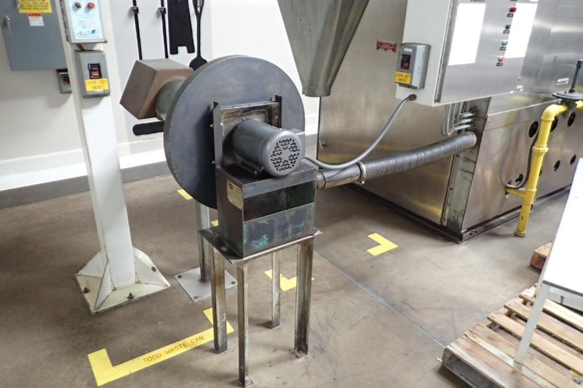 Clock Associates 5 pass toasting oven, 20 ft. long x 9 ft. tall, 48 in. belt, mild steel wire mesh b - Image 2 of 14