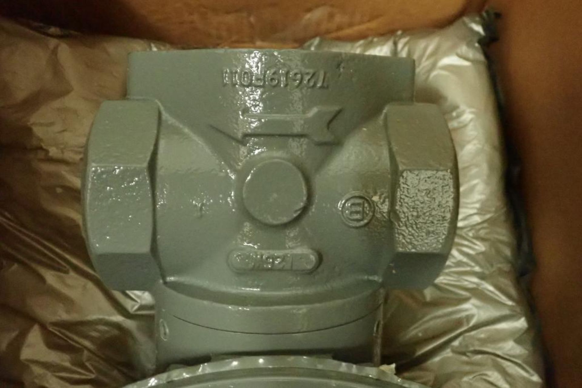 Unused American Meter Company gas regulator, Model 2 in. 1813B, 7/8 in. valve orifice, 1800/2000 ser - Image 3 of 6