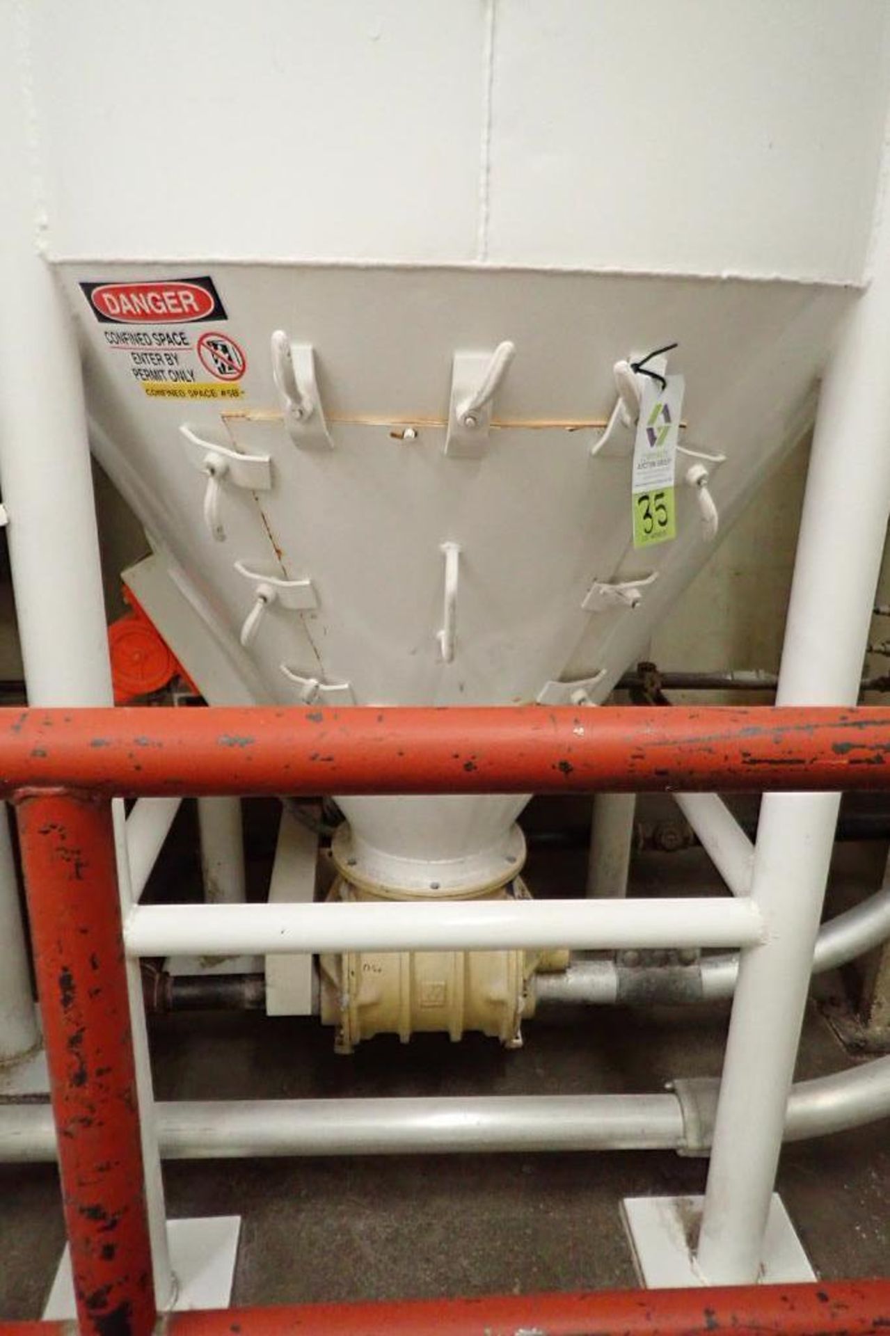 Use bin 10 ft. tall x 48 in. dia., with 10 in. rotary valve (#2). **Rigging Fee: $600** - Image 2 of 6