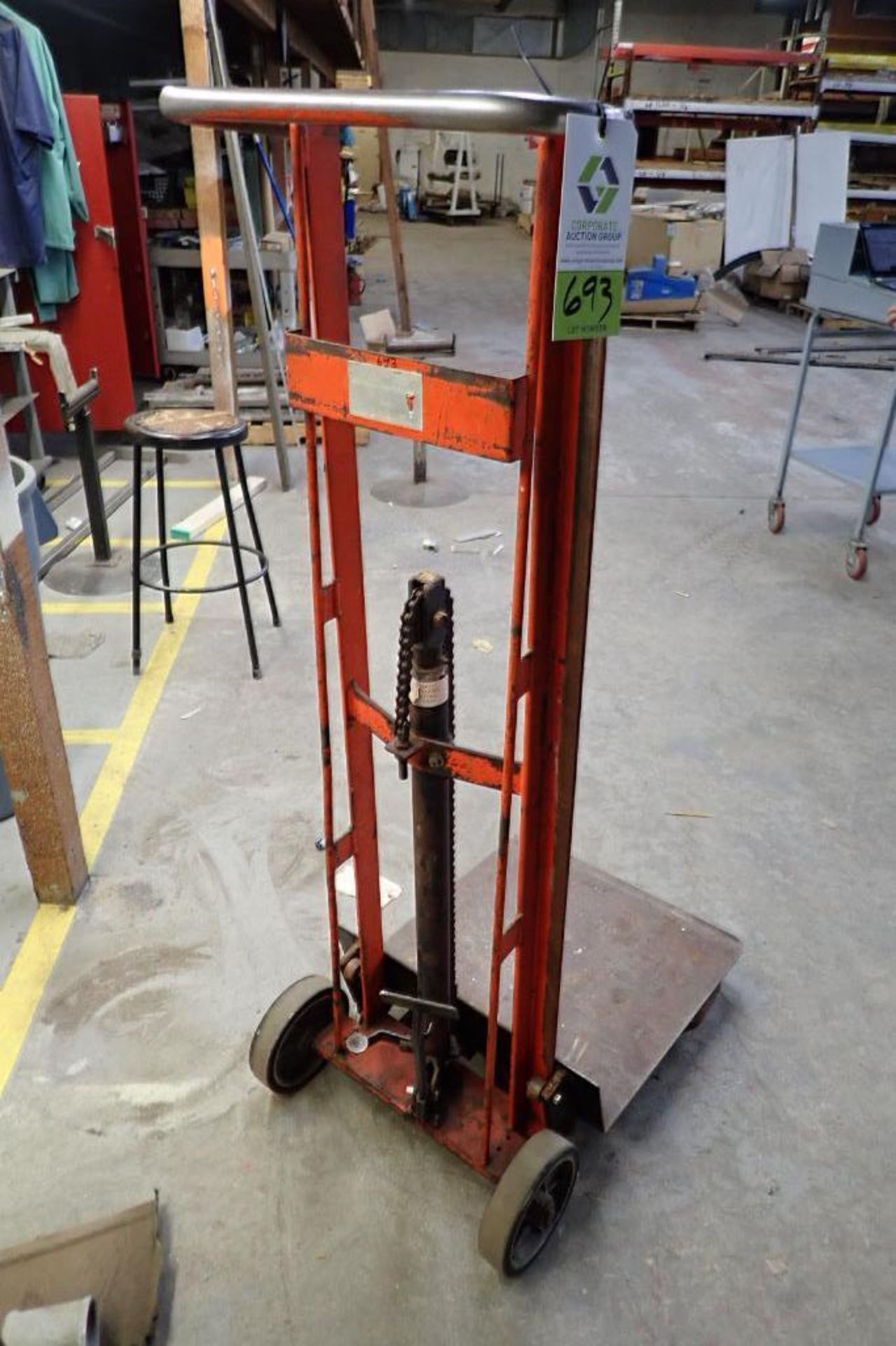 Wesco hydraulic foot powered die lift, Model DPL-54-2222-3W220, SN 28103, 750 lbs. capacity.. **Rigg - Image 2 of 5