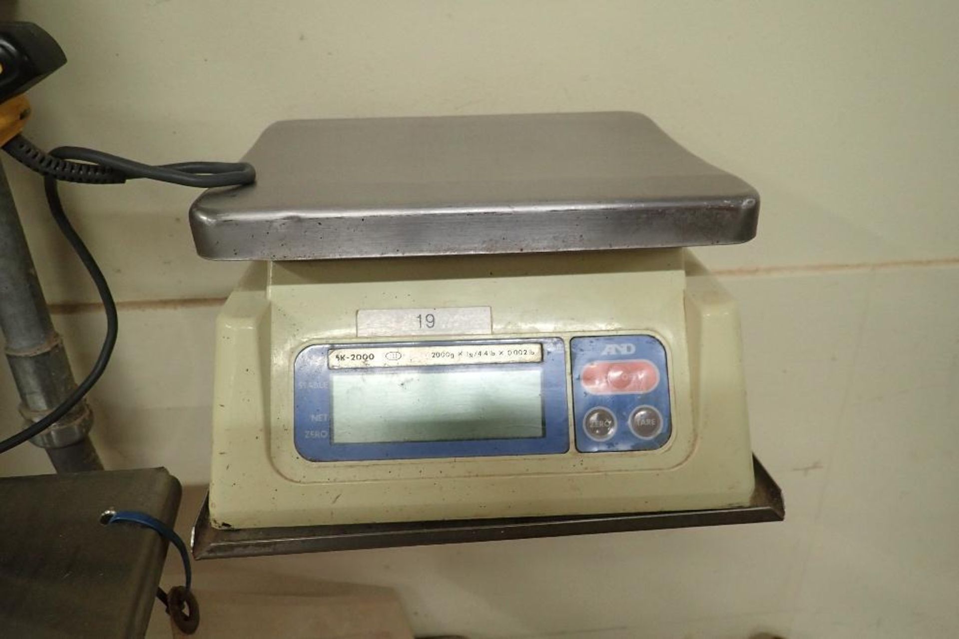 AND table scale, 4 lb. x .1 oz. capacity. **Rigging Fee: $10**