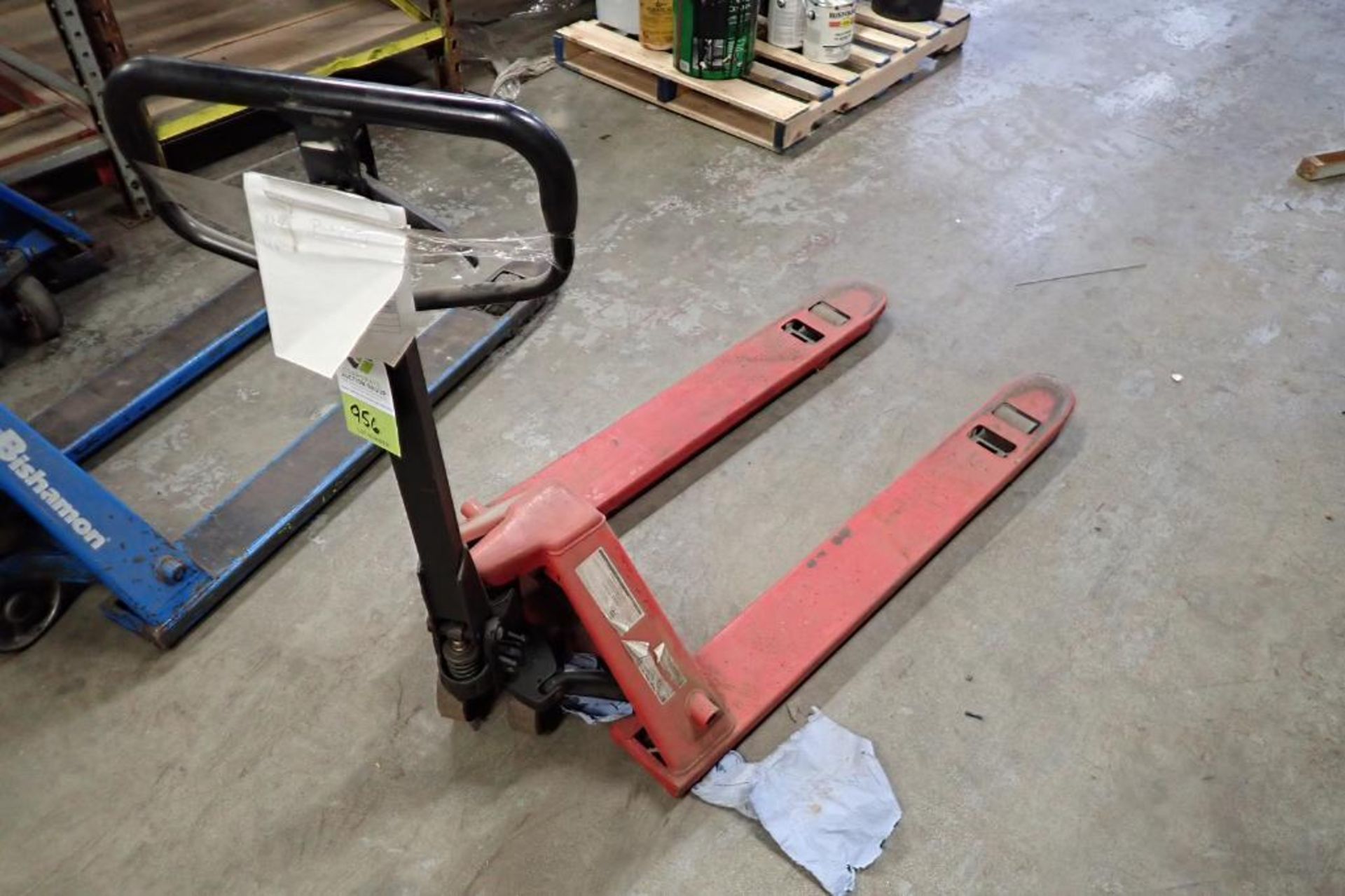 Dayton hand pallet jack, Model 4YX97, hydraulics not working, red. **Rigging Fee: $10**