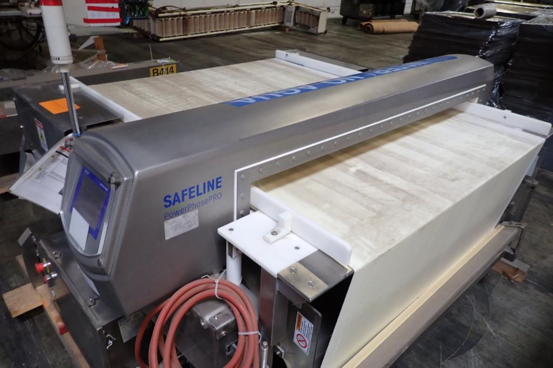 2012 Safeline metal detector, Model SL2000, SN 6555501, aperture 53 in. wide x 3 in. tall, with conv - Image 5 of 16