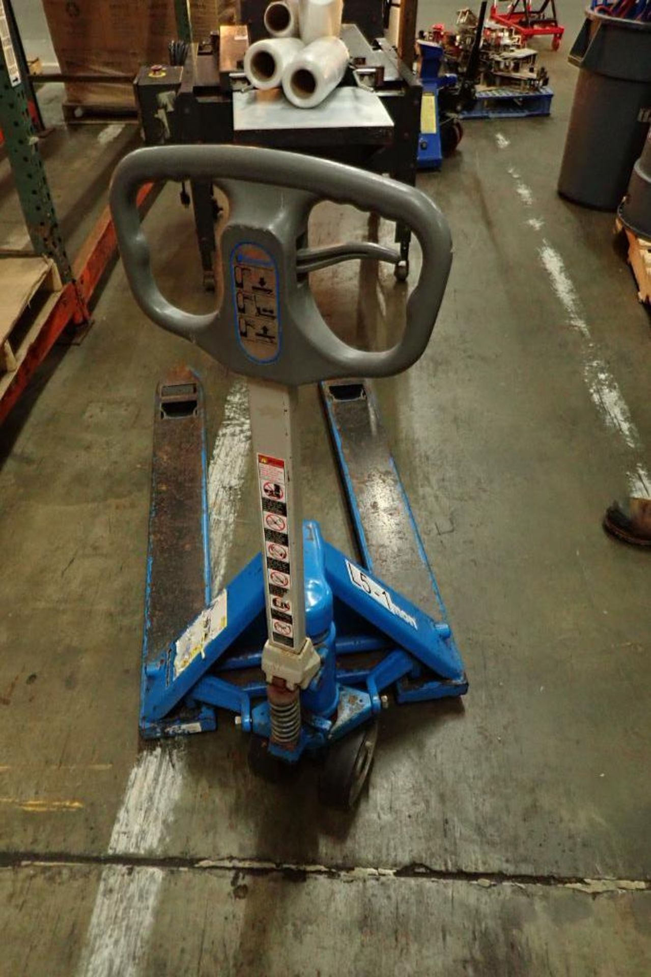 Bishamon hydraulic pallet jack, Model BS55, SN 11120521, 5,500 lb. capacity, blue. **Rigging Fee: $1 - Image 2 of 4