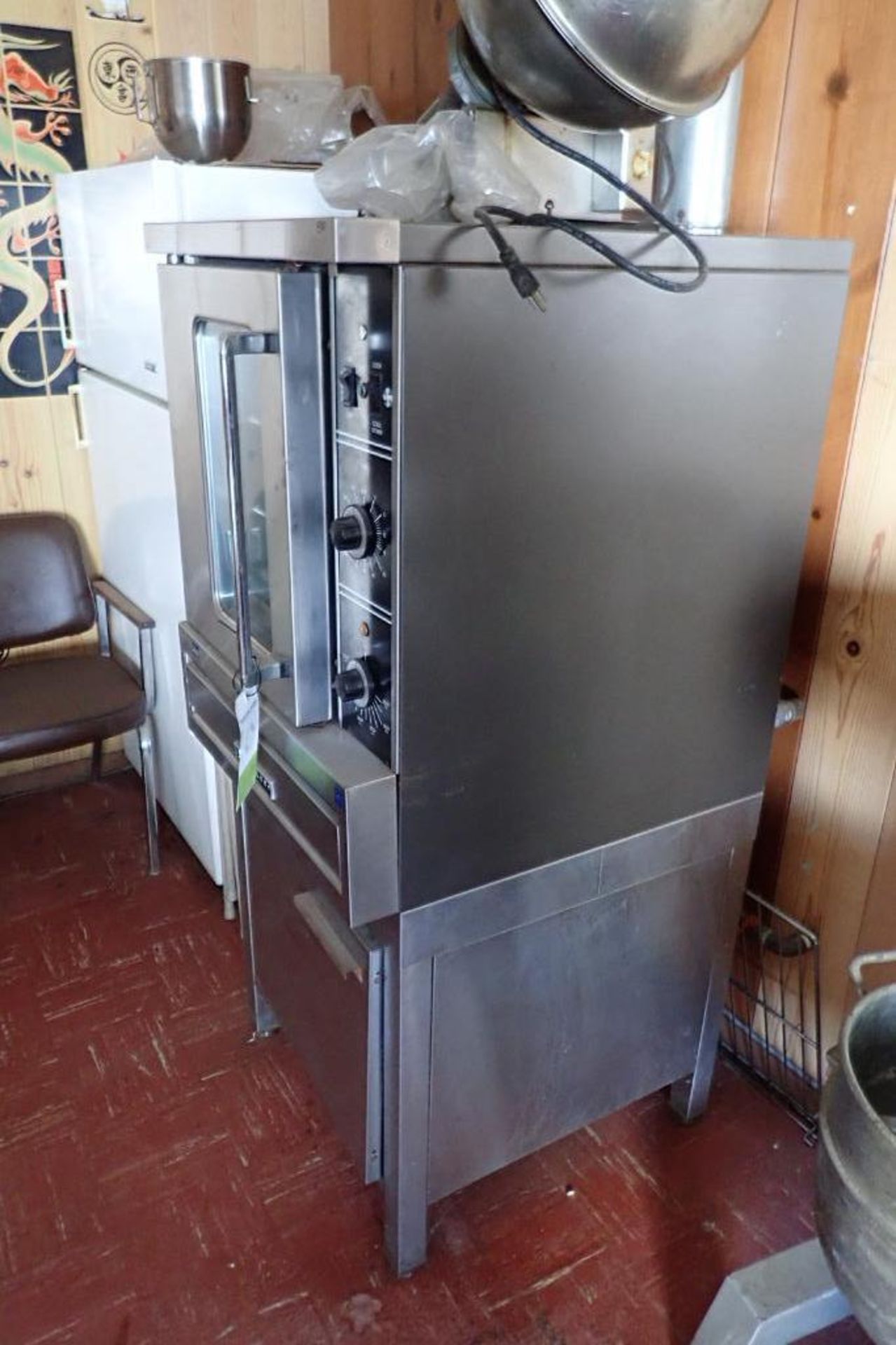 Garland SS single door oven, natural gas. **Rigging Fee: $250** - Image 7 of 10