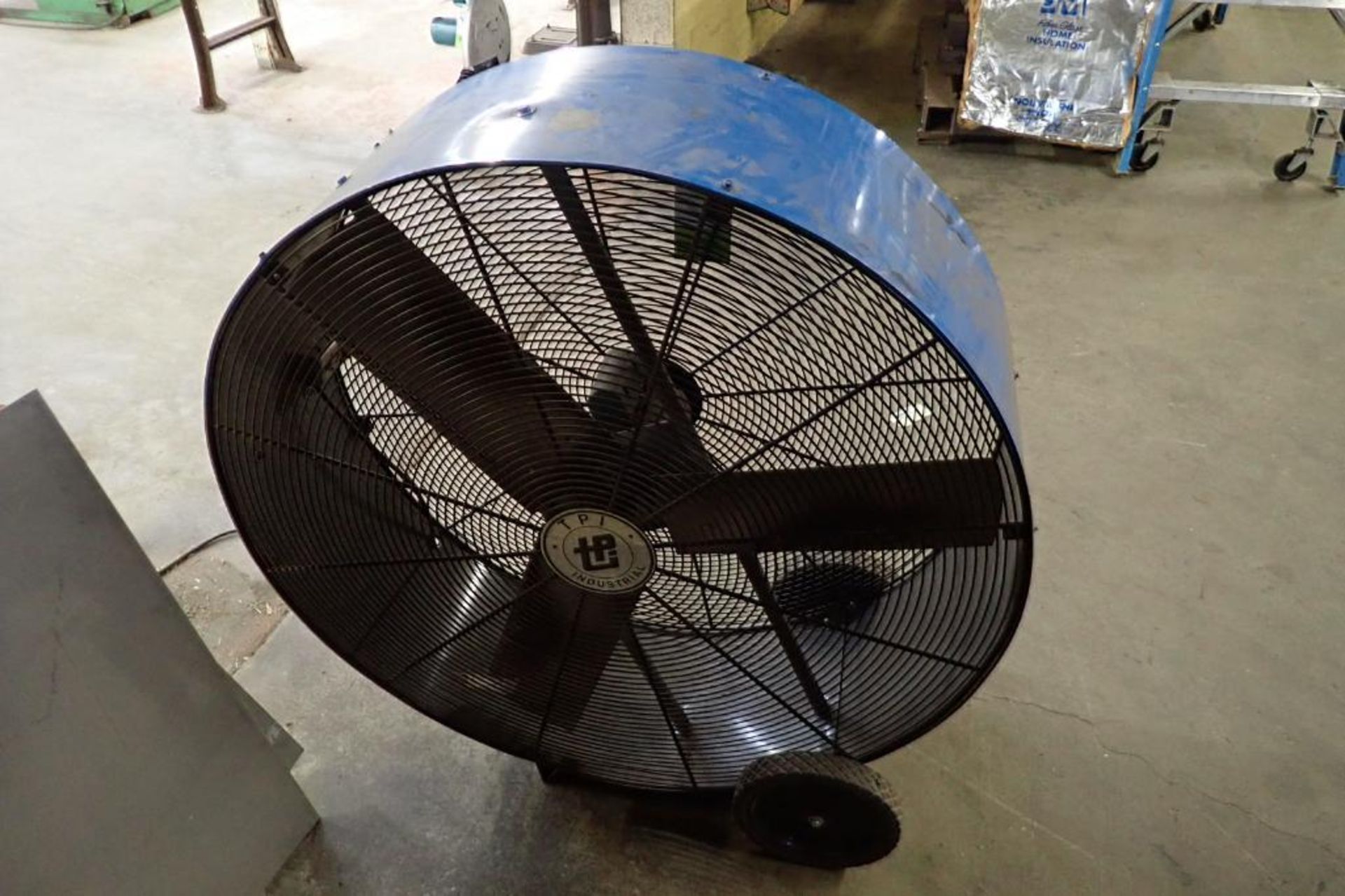 TPI 42 in. floor fan, Model PB 42-D. **Rigging Fee: $10** - Image 4 of 4