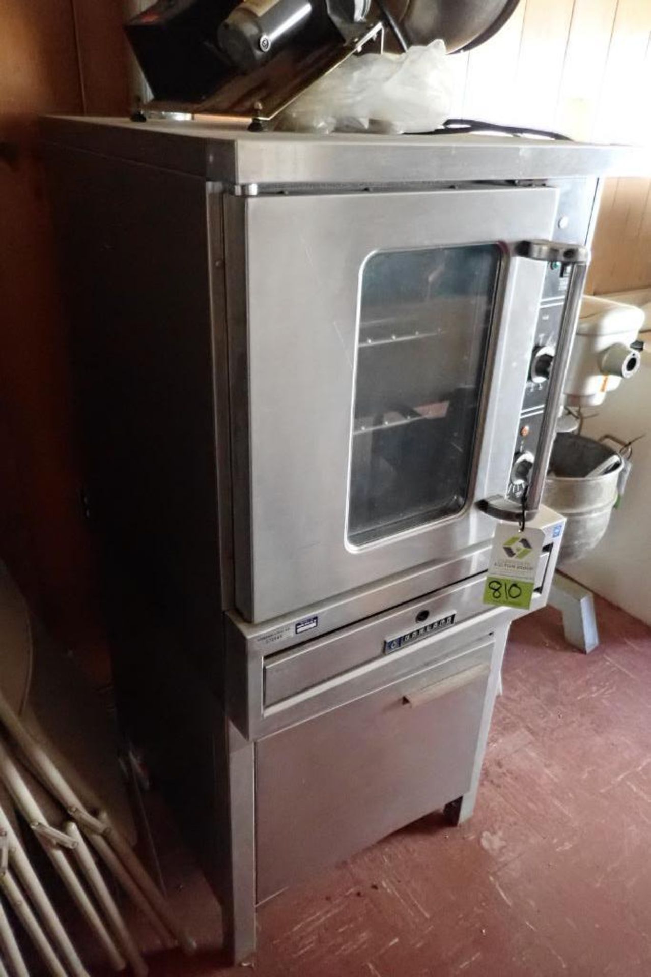 Garland SS single door oven, natural gas. **Rigging Fee: $250** - Image 8 of 10