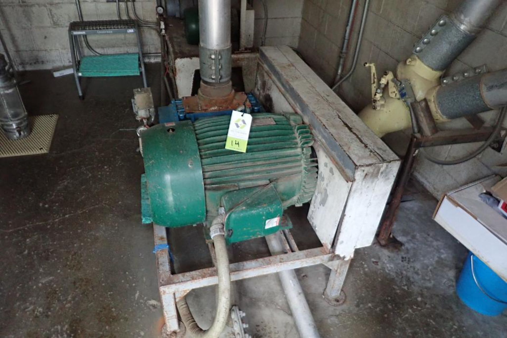 Tuthill 7.5 hp blower package. **Rigging Fee: $300**