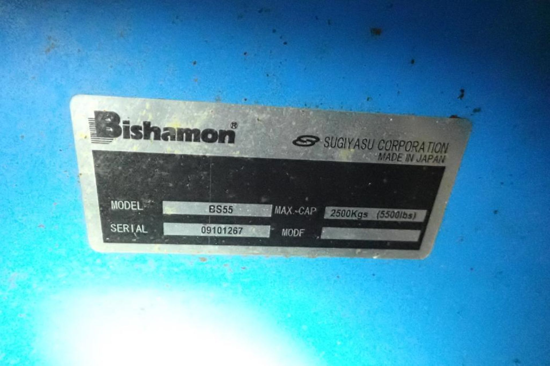 Bishamon hand pallet jack, Model BS55, SN 09101267, 5500 lbs. capacity, Blue. **Rigging Fee: $10** - Image 4 of 4
