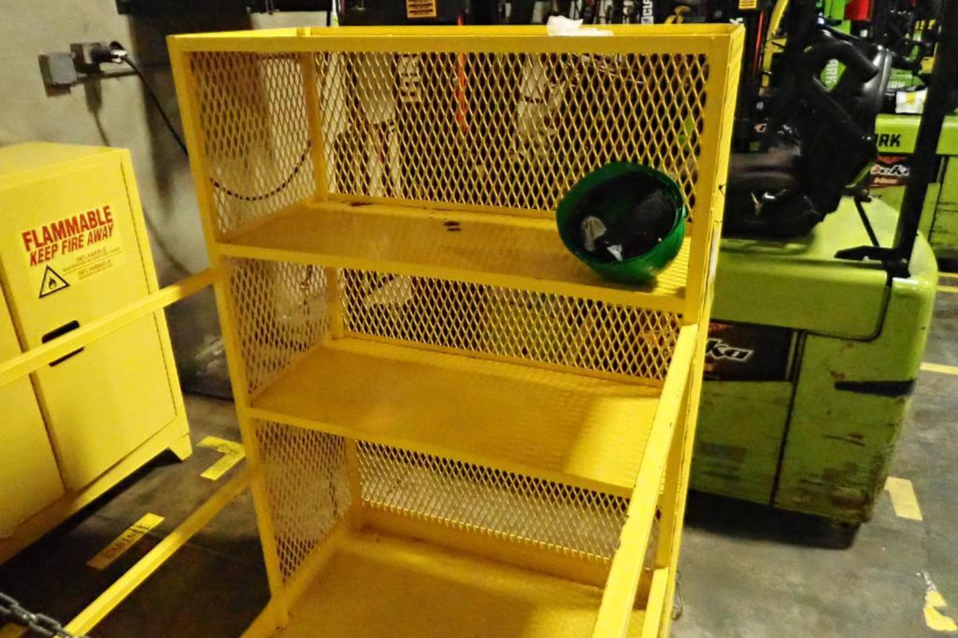 Mild steel man lift basket for fork lift, 1,000 lb. cap.. **Rigging Fee: $25** - Image 3 of 4