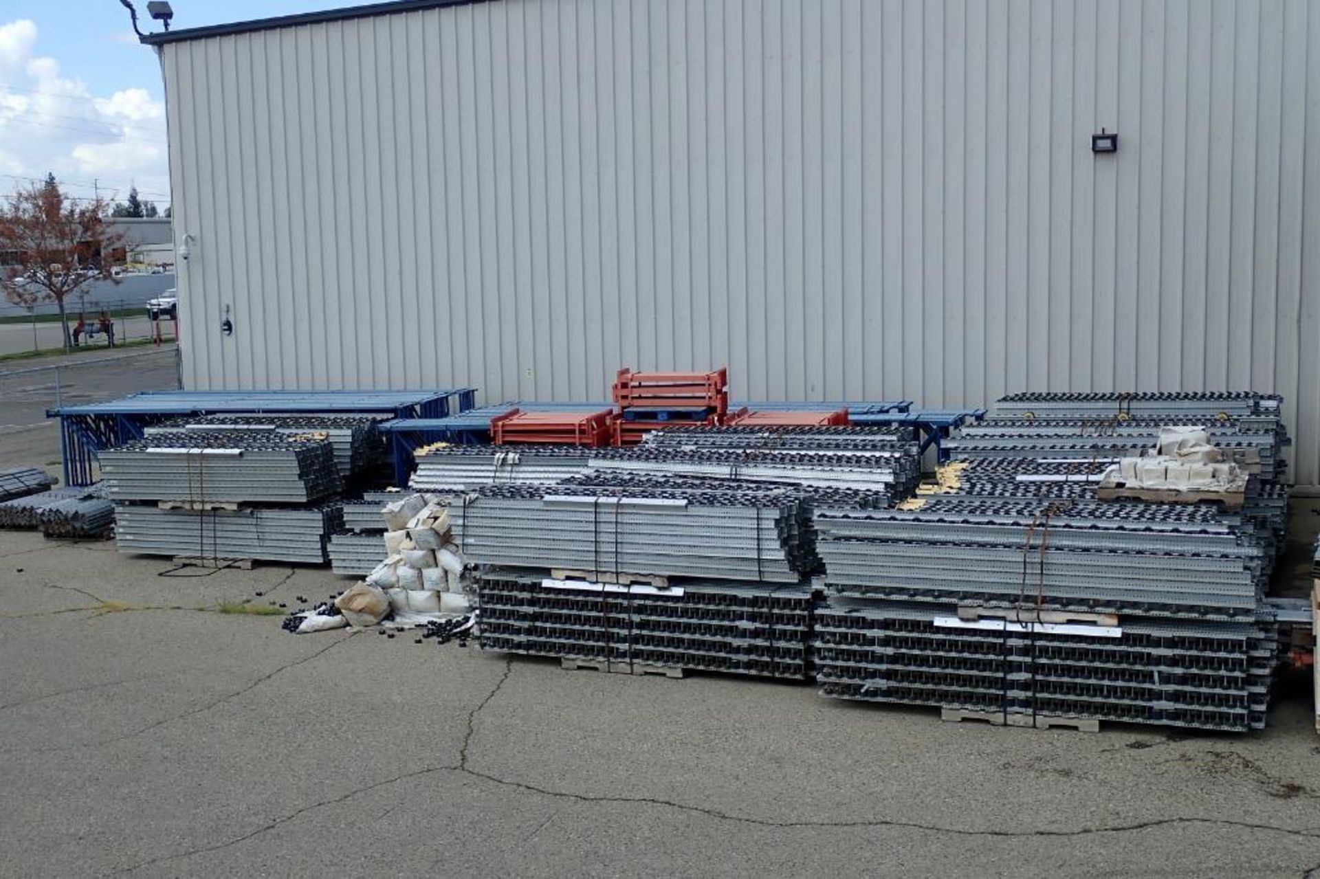 Bolt together heavy duty flow racking, approx.(200) 24 ft. tall x 44 in. wide uprights, 3 in. C-chan - Image 4 of 37