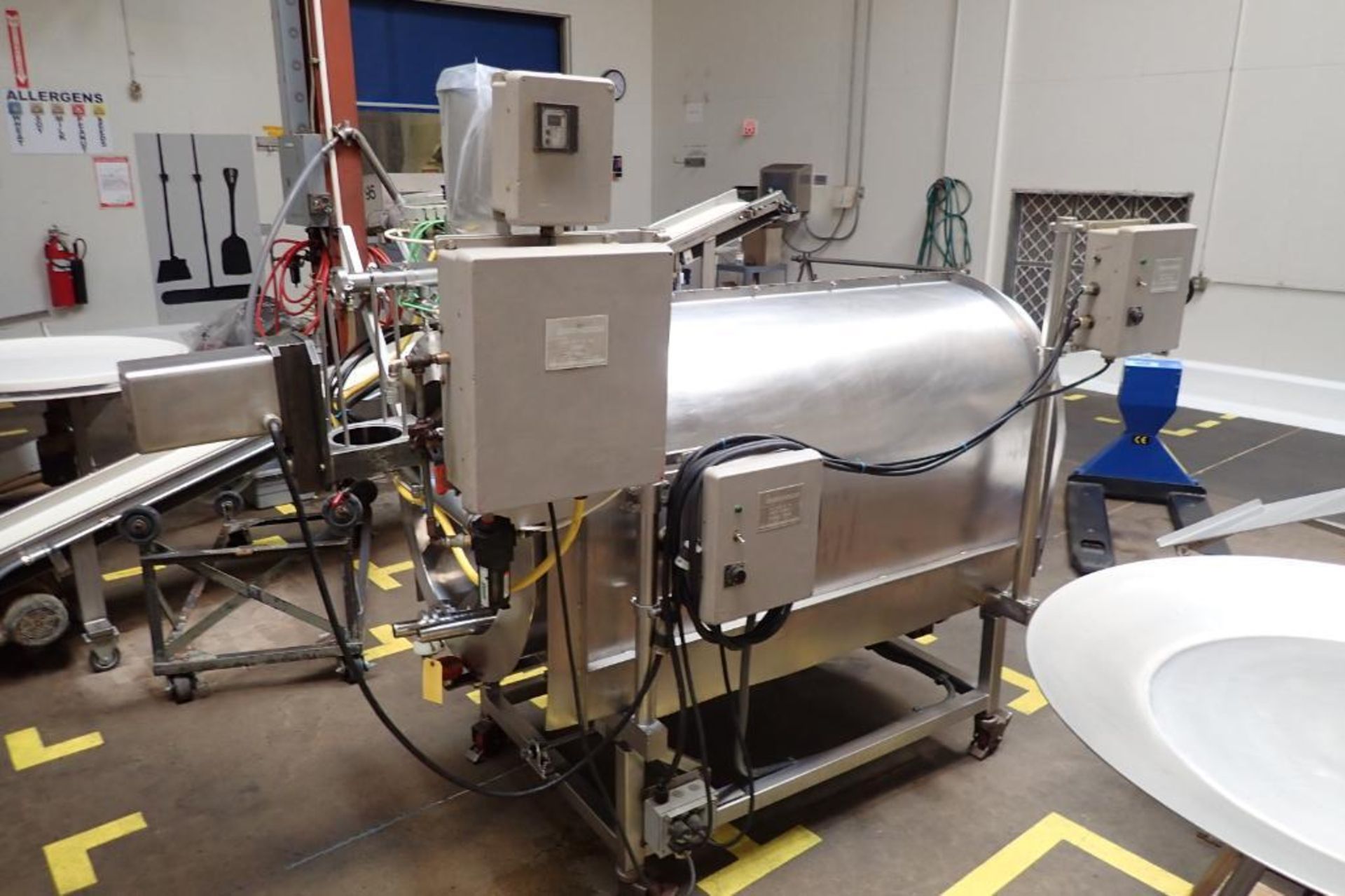 Spray Dynamics SS coating drum, 72 in. long x 32 in. dia, with liquid spray applicator and dry appli - Image 2 of 15