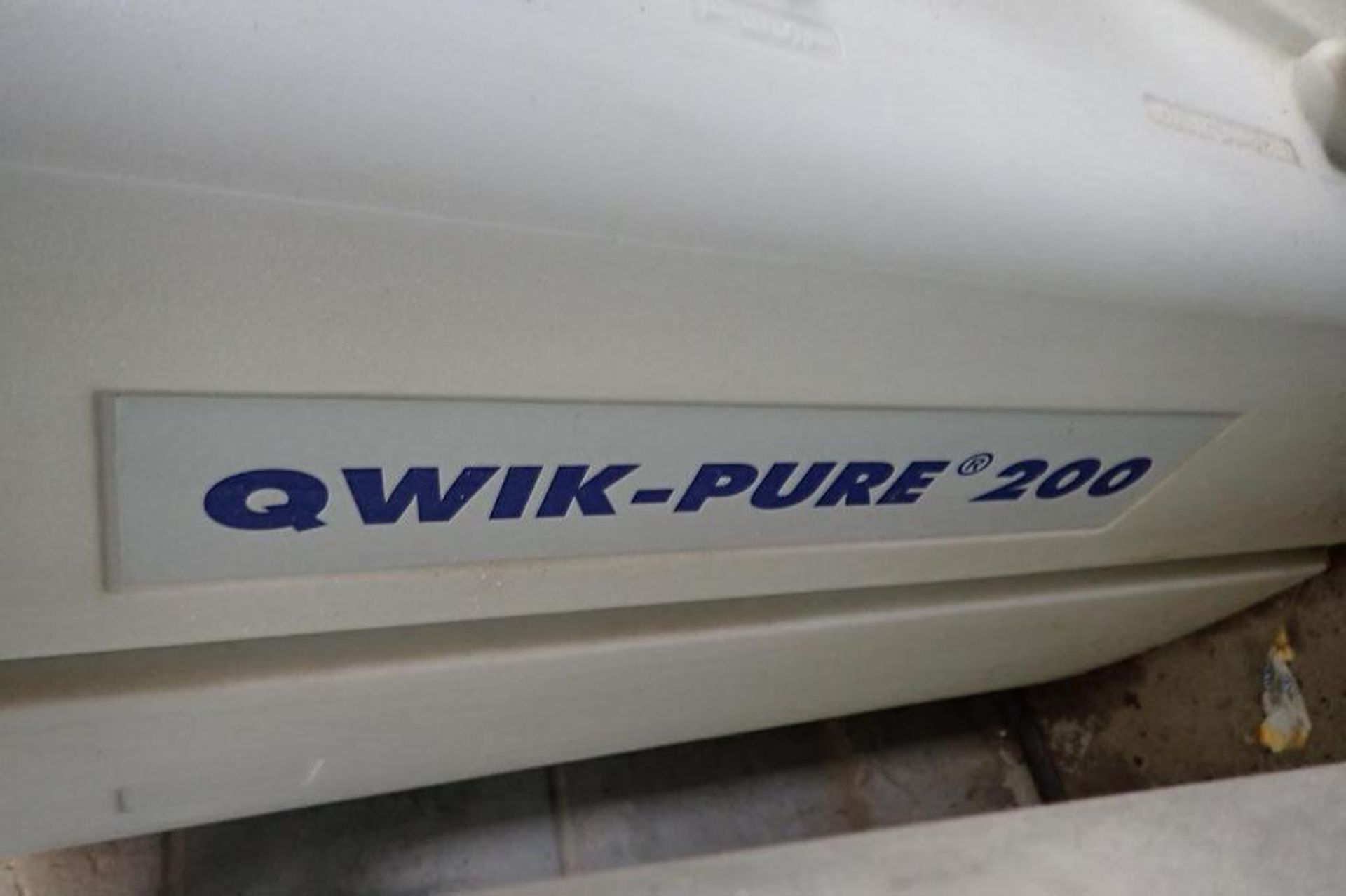 Beko Qwik-Pure 200 water separator. **Rigging Fee: $150** - Bild 3 aus 4