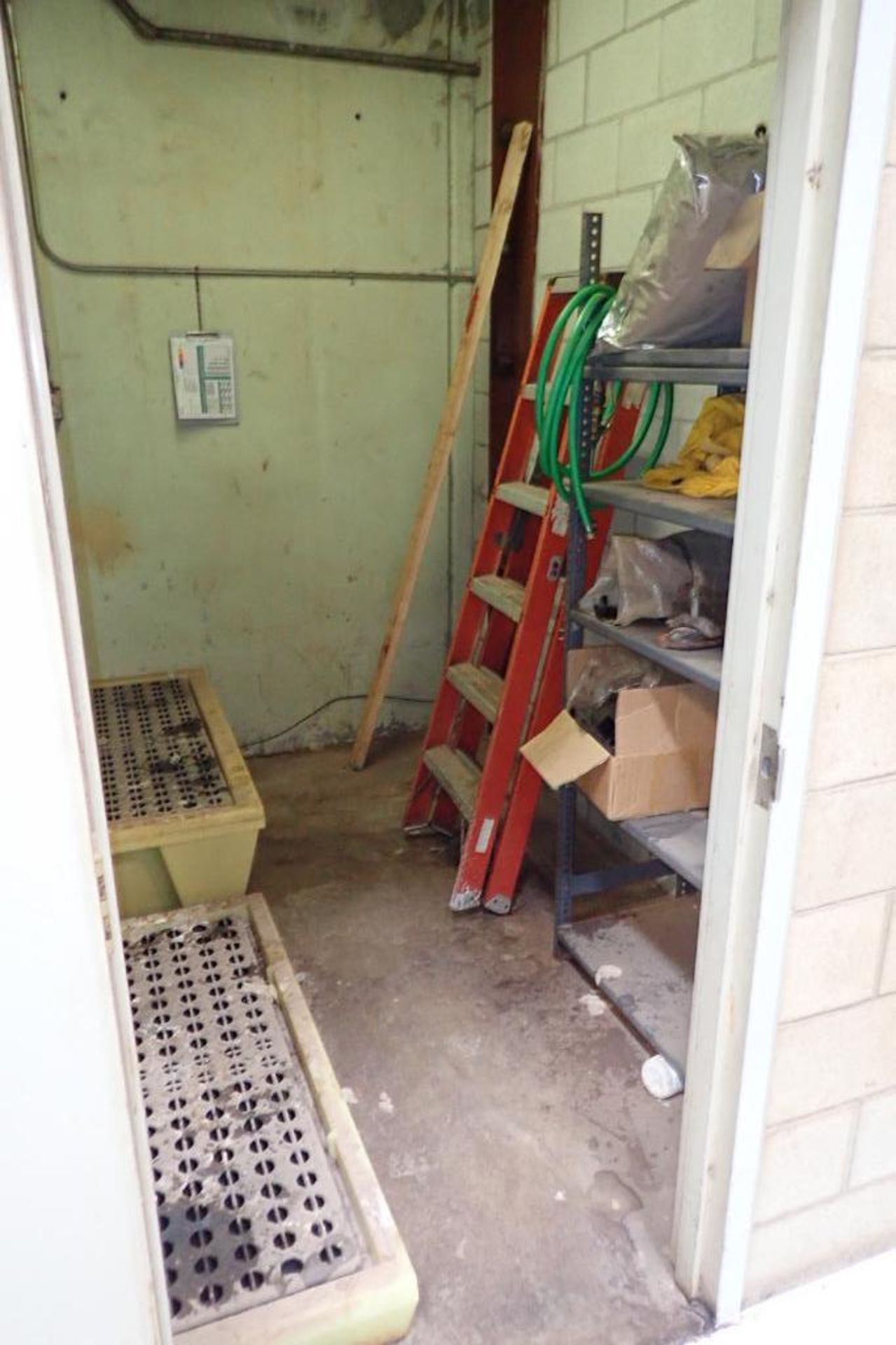 Contents of chemical supply room, Werner 6 ft. ladder, spill containment, shelf of parts.. **Rigging - Image 5 of 8