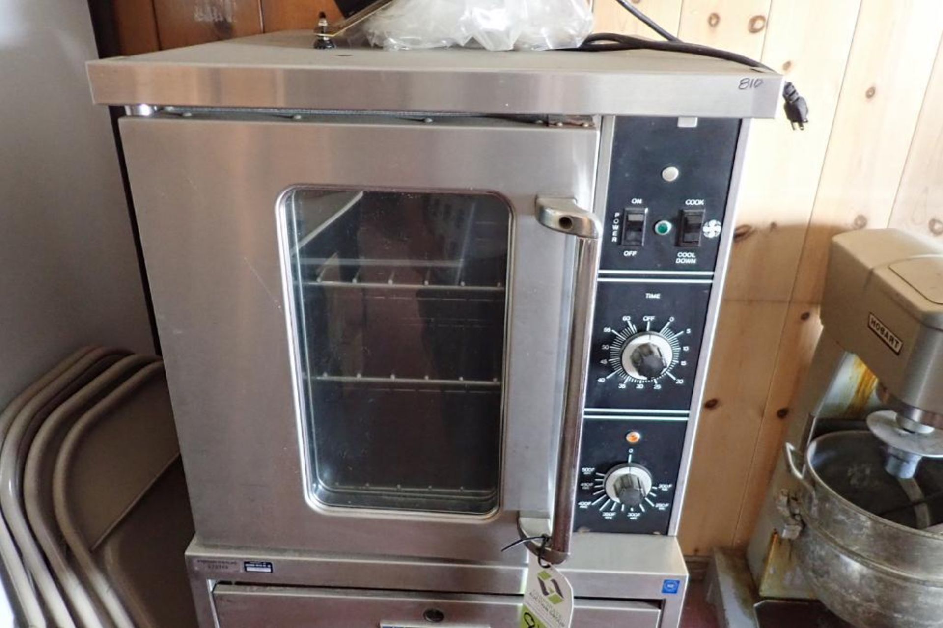 Garland SS single door oven, natural gas. **Rigging Fee: $250** - Image 2 of 10