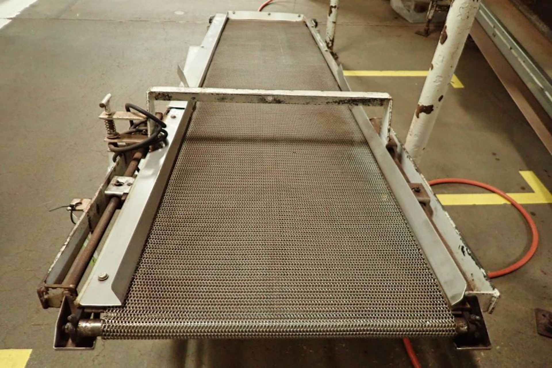 SS wire mesh belt incline conveyor, 96 in. long x 21 in. wide x 27 in. discharge, mild steel frame. - Image 4 of 4