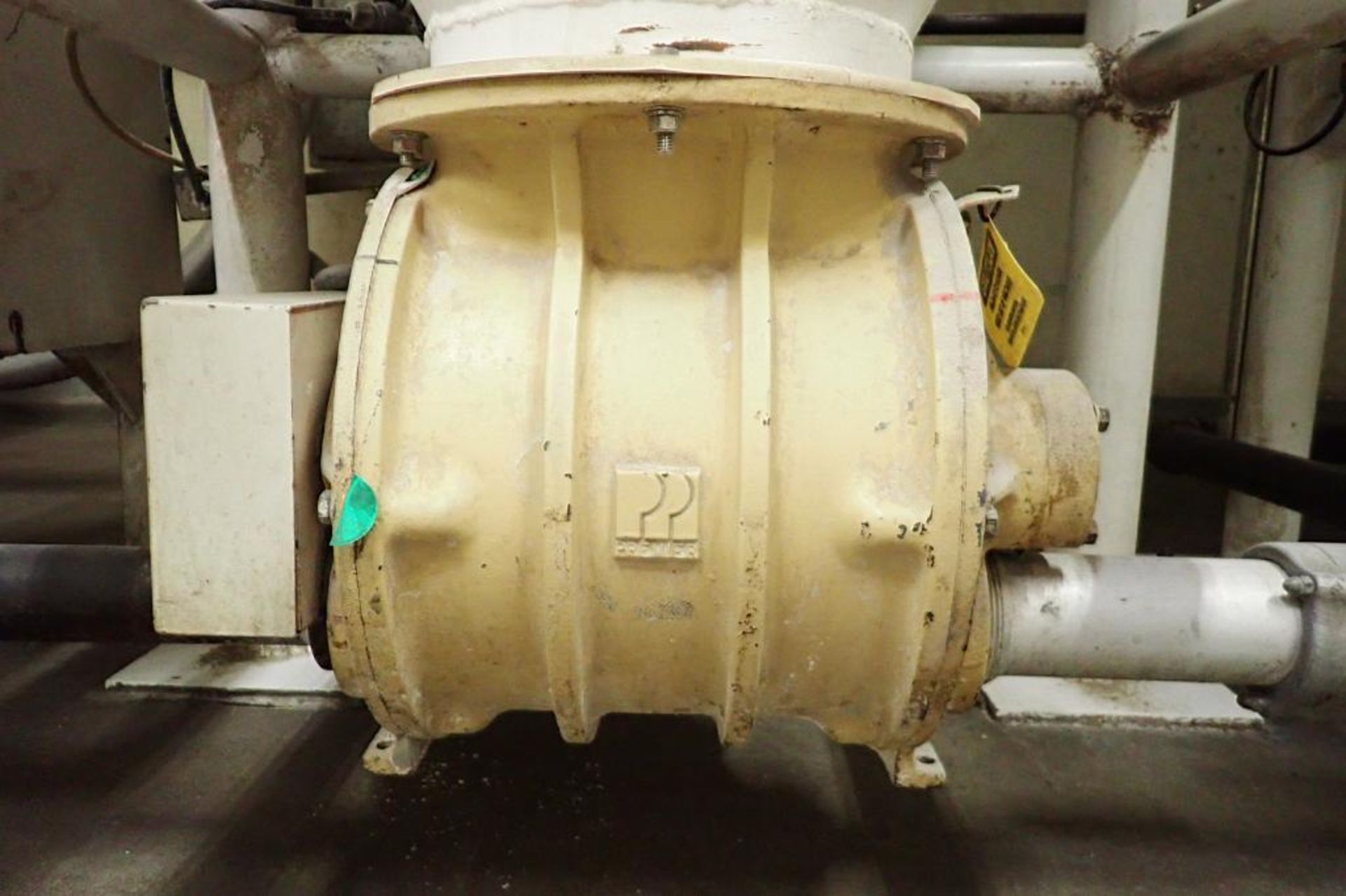 Use bin 10 ft. tall x 48 in. dia., with 10 in. rotary valve, (#1). **Rigging Fee: $600** - Image 5 of 7