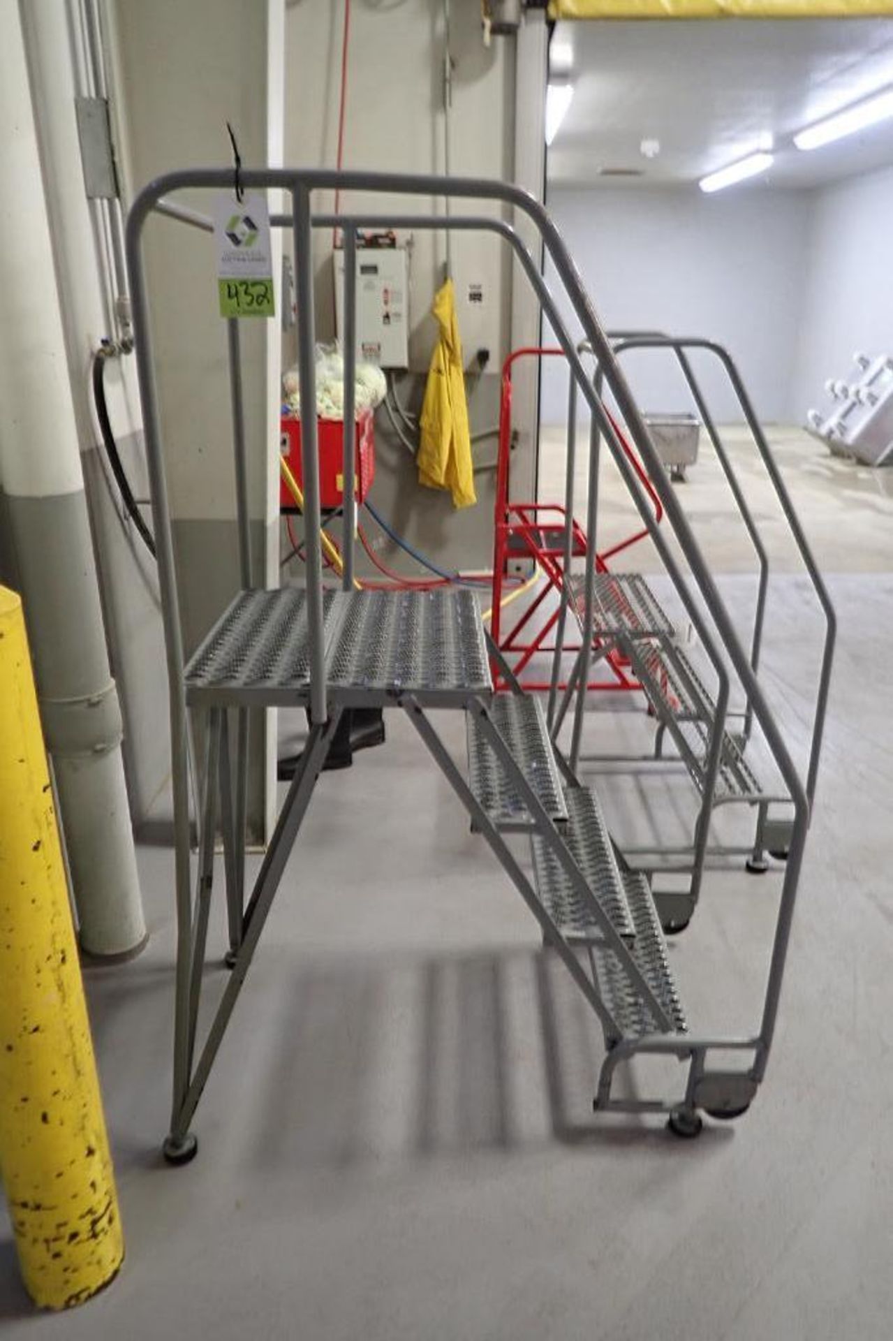 4-step Cotterman warehouse ladder. **Rigging Fee: $50** - Image 3 of 4