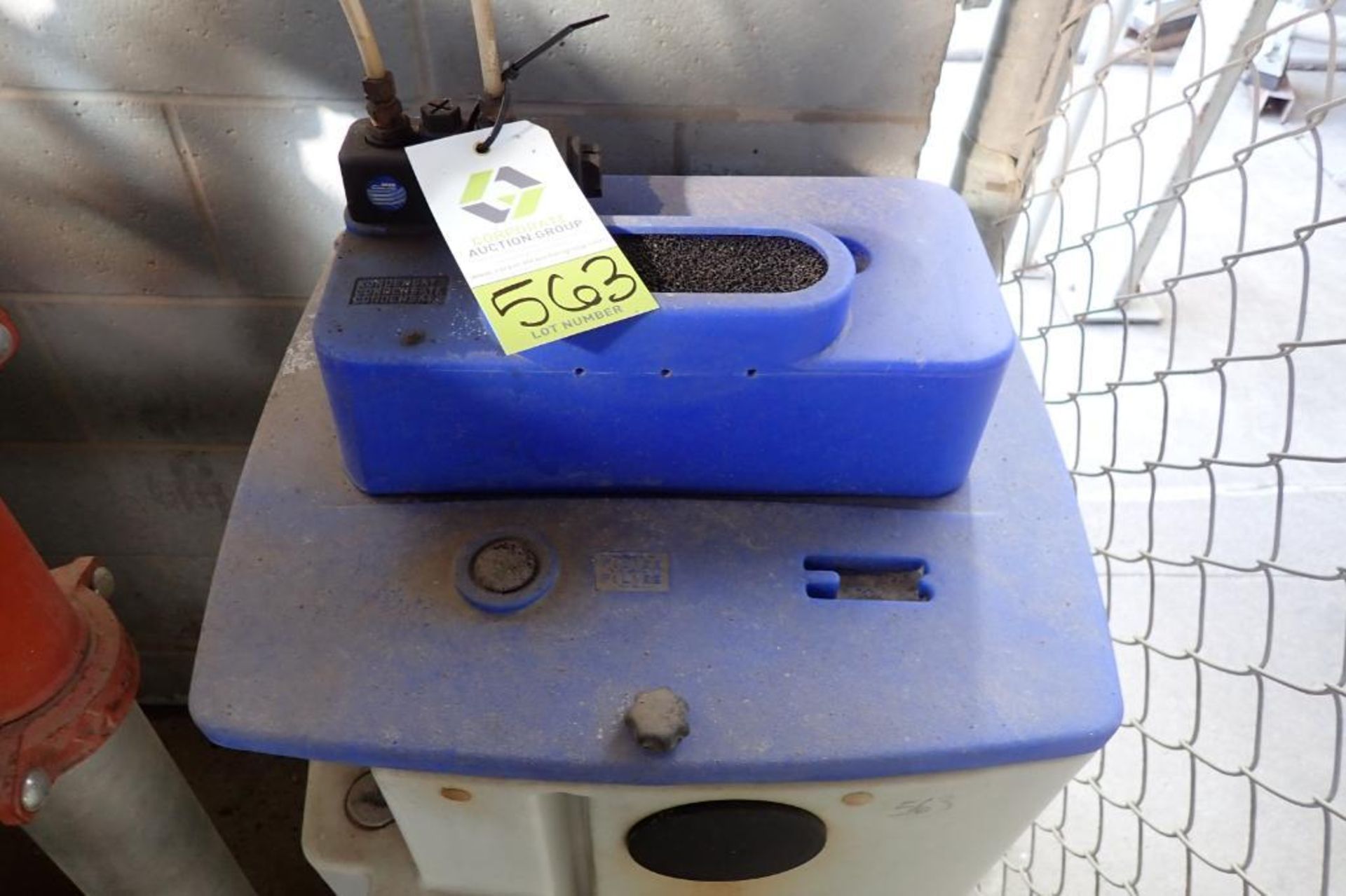 Beko Qwik-Pure 200 water separator. **Rigging Fee: $150** - Bild 2 aus 4