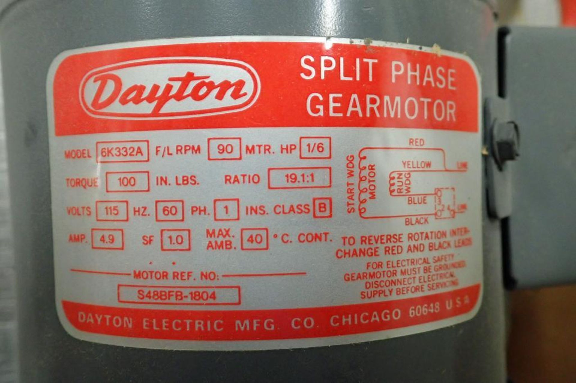 Unused Dayton split phase AC motor, 1/16 hp, 90 rpm, torque 100 in. lbs., ratio 19.1:1, 115 volt. ** - Image 3 of 5