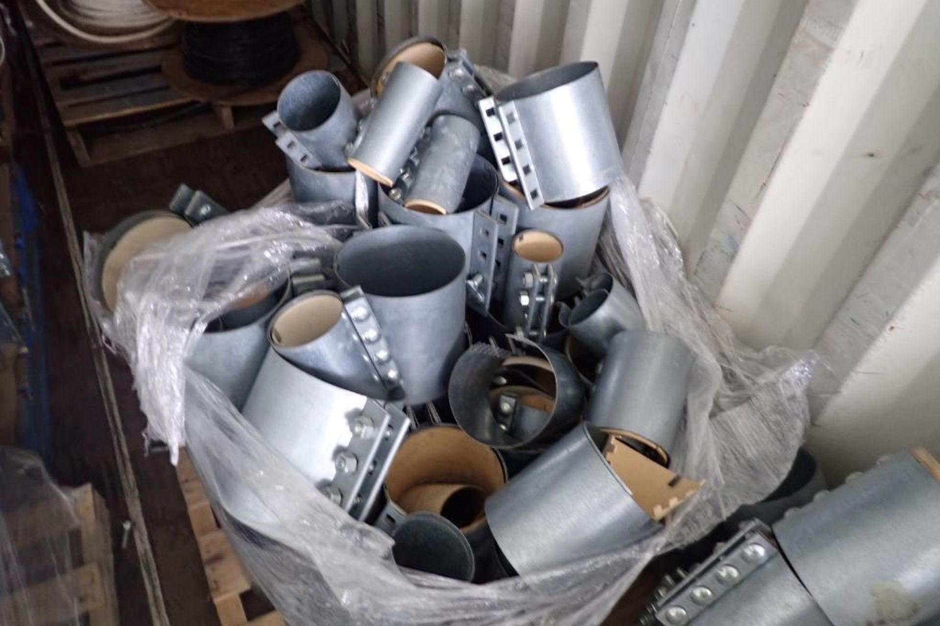 Lot of assorted pneumatic pipe fittings. (Located in Kenosha, WI) - Image 6 of 10