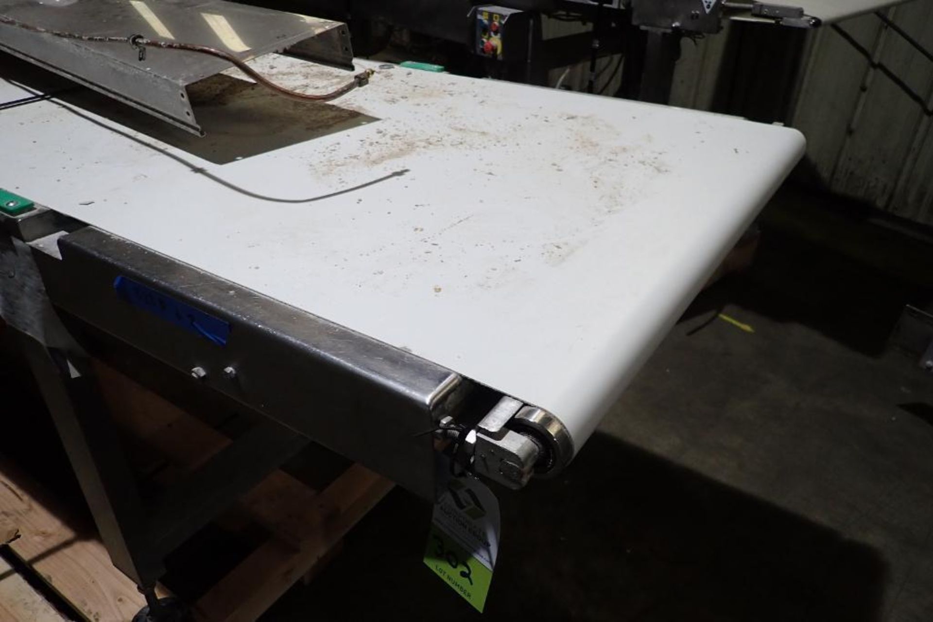 Canol makeup conveyor bed. (Located in Lodi, CA) - Image 8 of 8