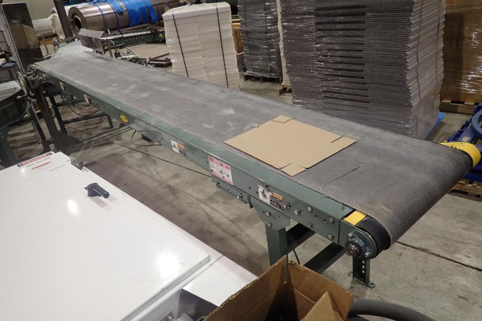 Hytrol belt conveyor. (Located in Kenosha, WI) - Image 6 of 20