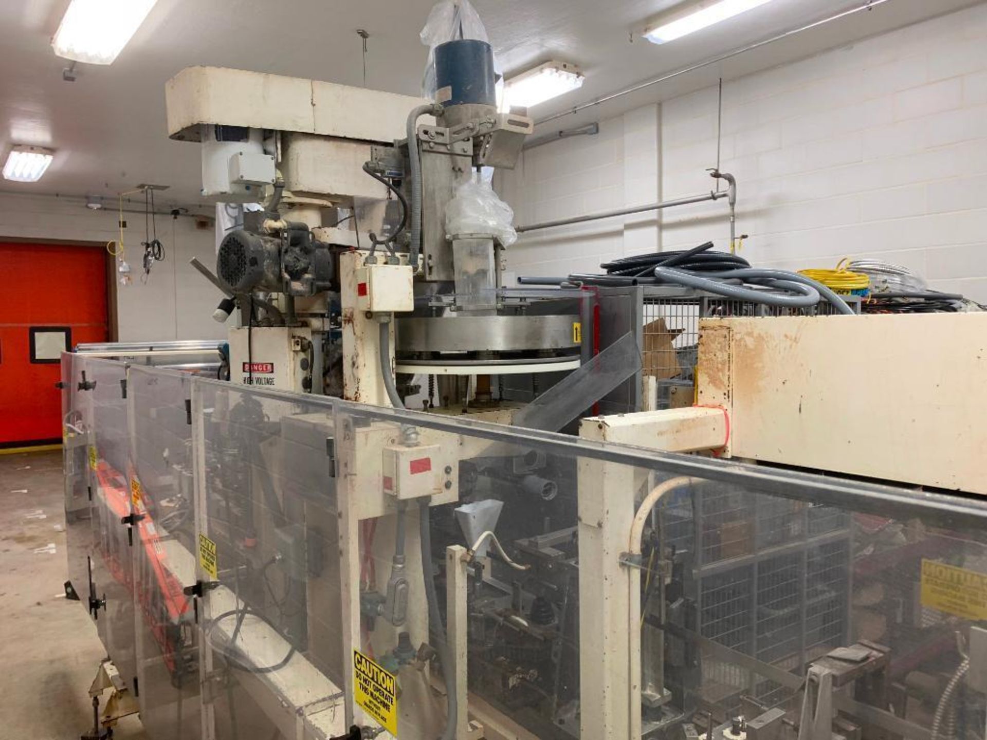 Bartelt horizontal pouch form filler. (Located in Manawa, WI) - Image 4 of 11